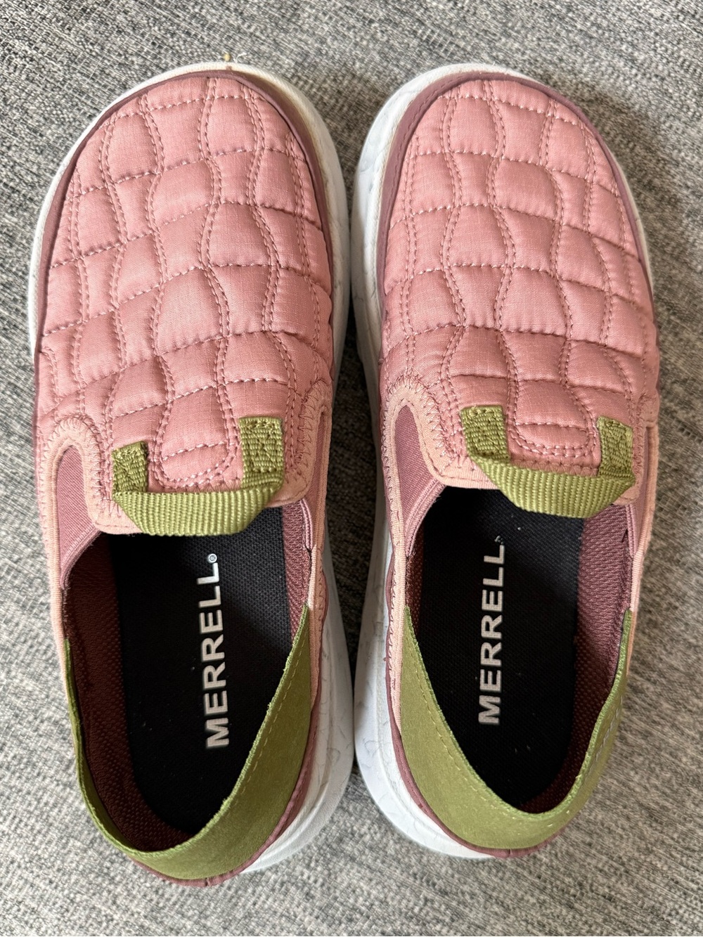 Merrell women’s Hut Moc 2 Burlwood / Avocado Slip On Sneakers